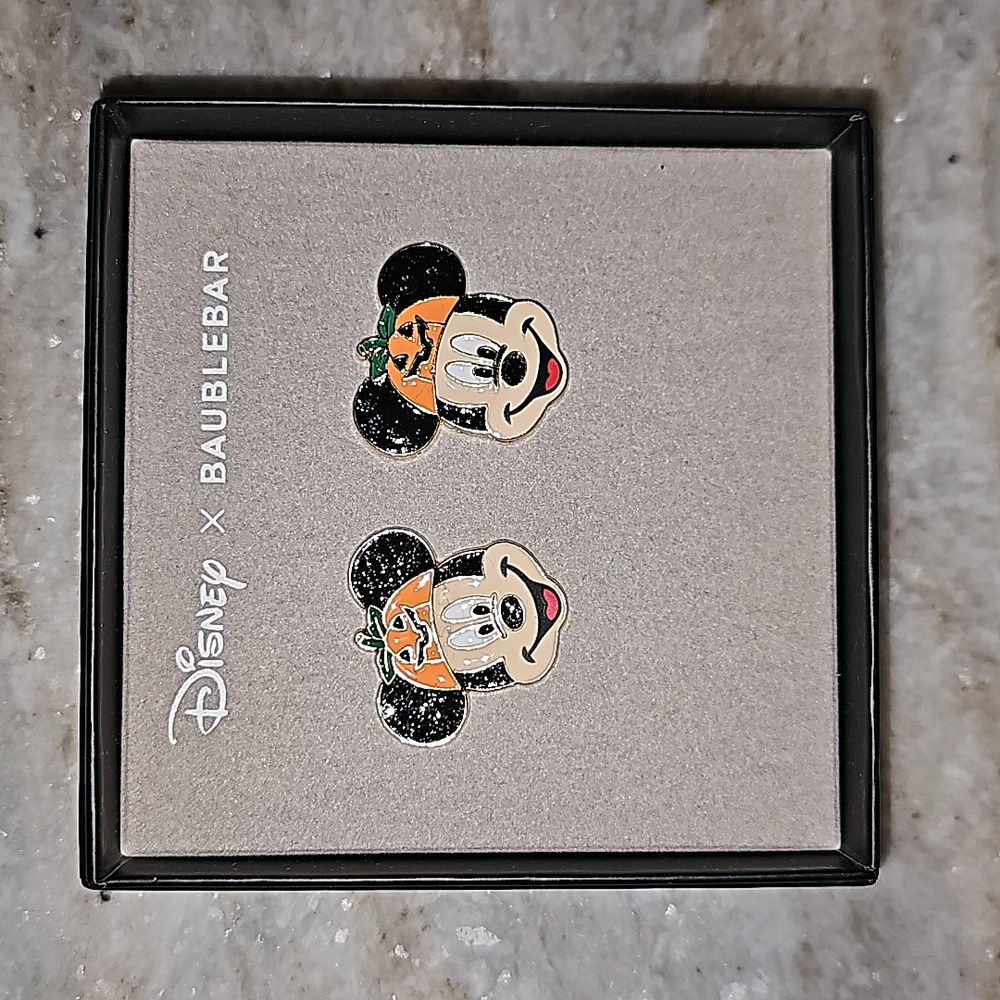 Disney Baublebar Halloween Mickey Pumpkin Orange earrings ✨️